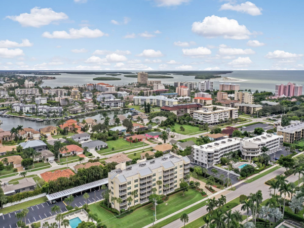 Marco Island Vacation Rental Beach Across the Street